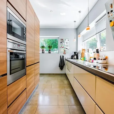 Schoenes Zimmer Nr 3 In Leer Ortsteil Nuettermoor *